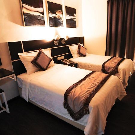 K Garden Hotel Parit Buntar Εξωτερικό φωτογραφία