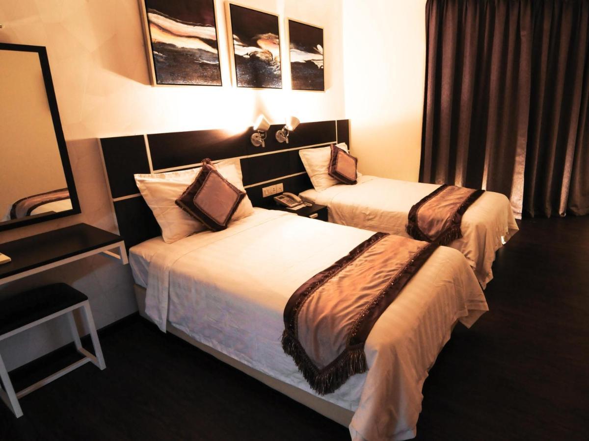K Garden Hotel Parit Buntar Εξωτερικό φωτογραφία