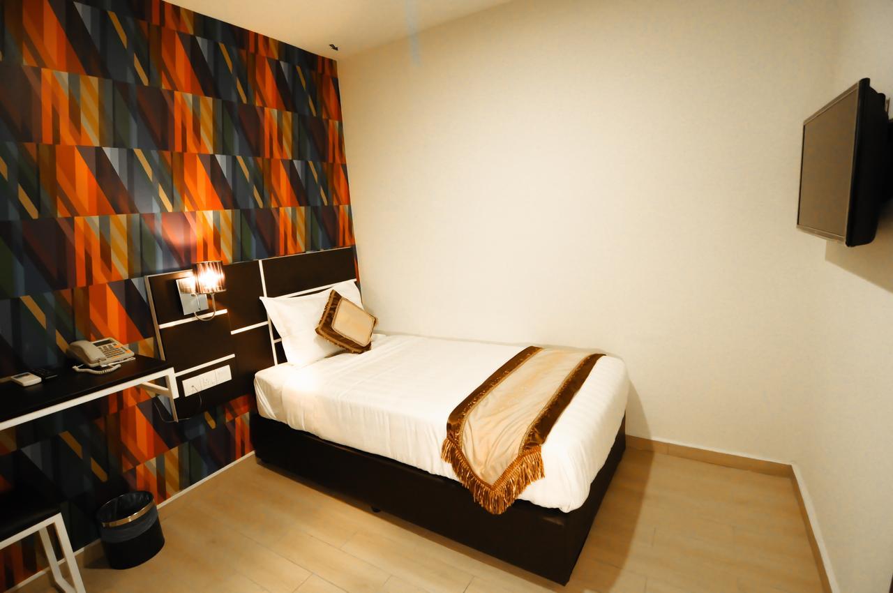 K Garden Hotel Parit Buntar Δωμάτιο φωτογραφία