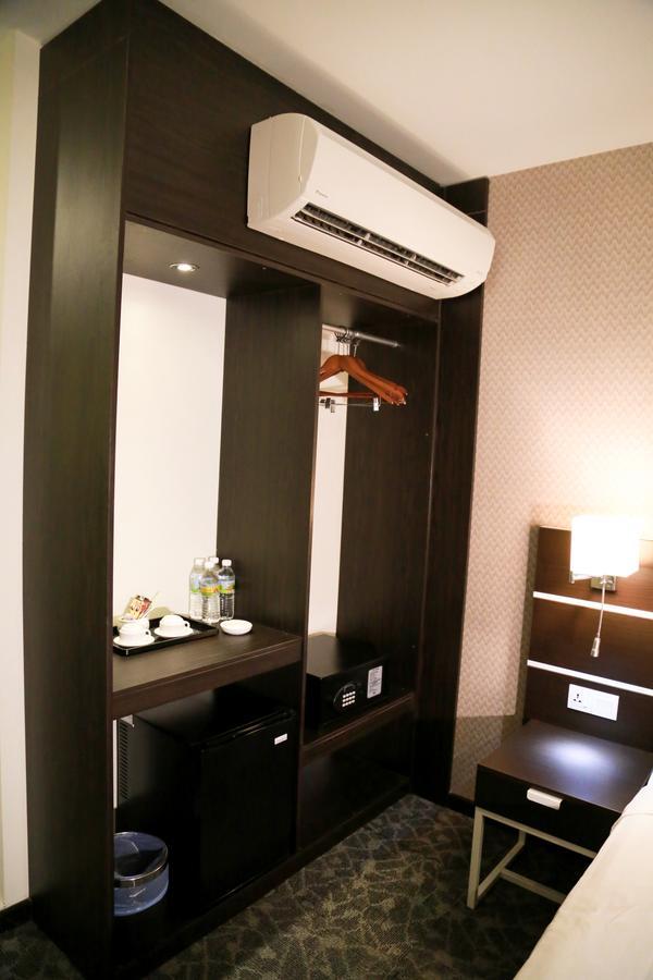 K Garden Hotel Parit Buntar Εξωτερικό φωτογραφία